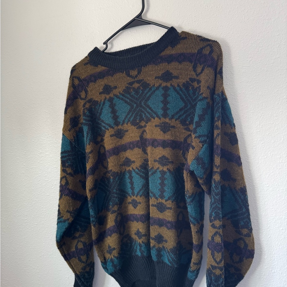 Men's Multicolor Patterned Sweater - Picture 2 of 4